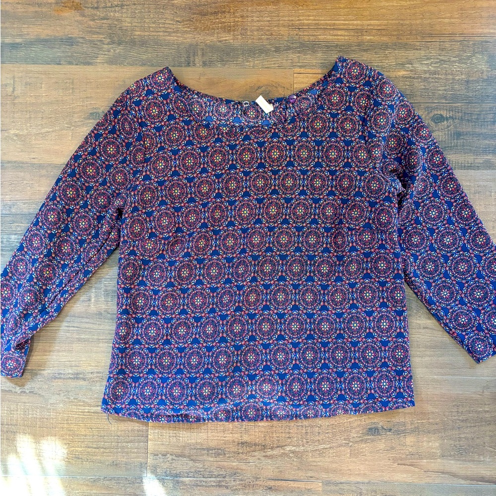 Women’s open slit back blouse